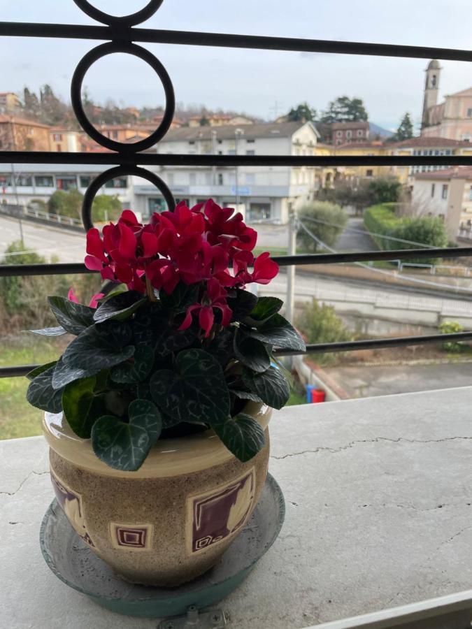 Anna Appartamento Vacanze Monticelli Brusati Exteriör bild