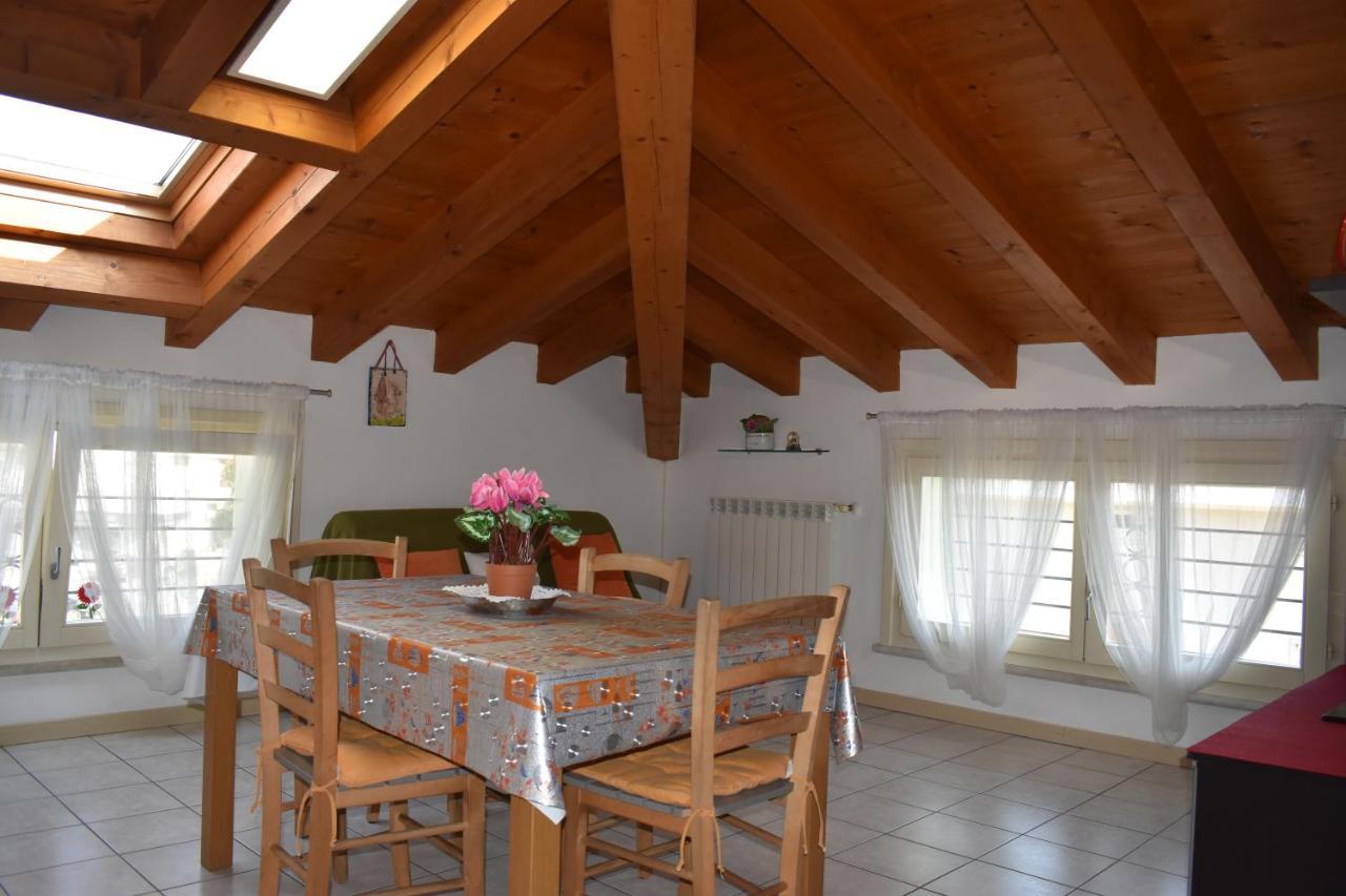 Anna Appartamento Vacanze Monticelli Brusati Exteriör bild