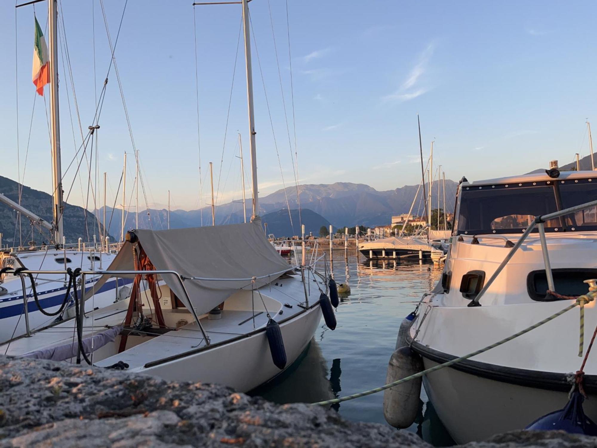Anna Appartamento Vacanze Monticelli Brusati Exteriör bild