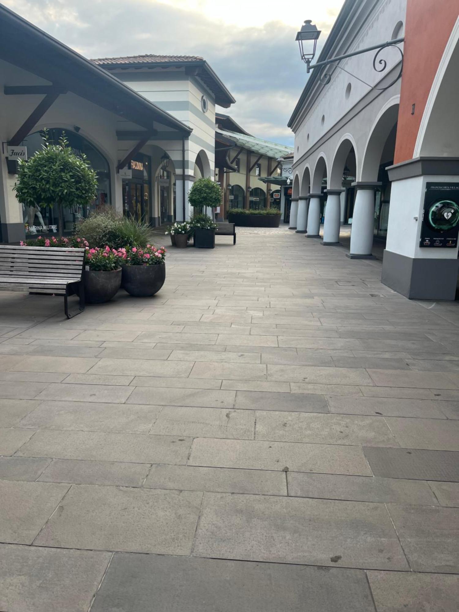 Anna Appartamento Vacanze Monticelli Brusati Exteriör bild
